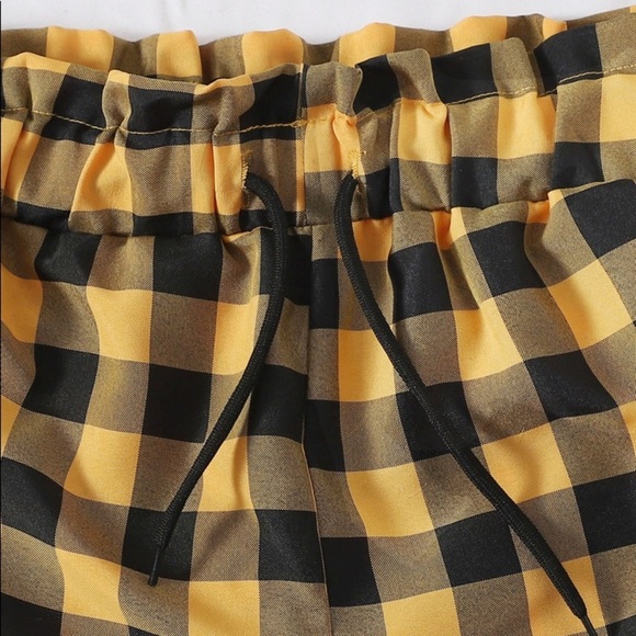 New Butterfly Tee & Plaid Shorts Pajama Set - Picture 4 of 6